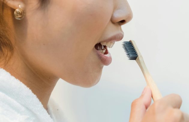 Habits that can harm your gums